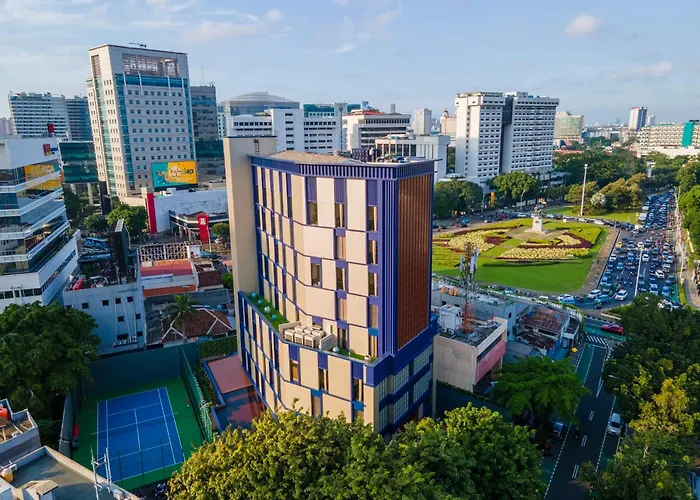 Ashley Tugu Tani Menteng